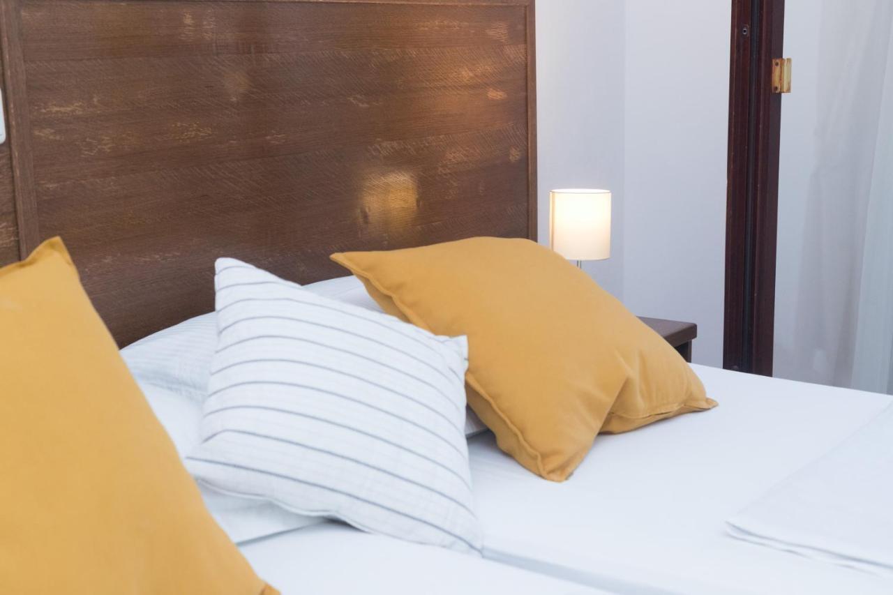 Mb Bed&Breakfast Паг Экстерьер фото