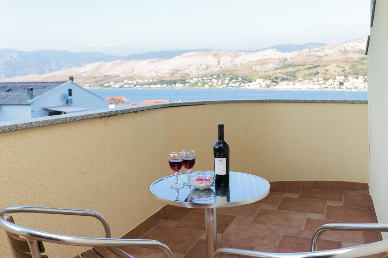Mb Bed&Breakfast Паг Экстерьер фото